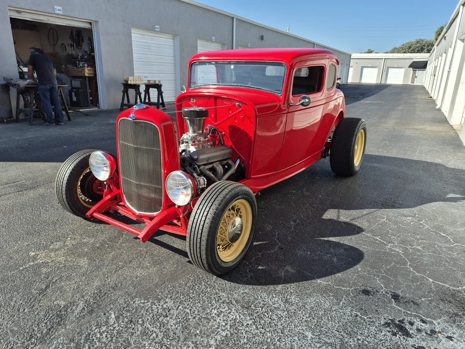 1932 Ford Model 18 & 40 - Image 2 of 18