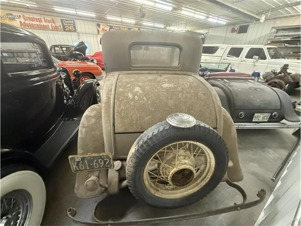 1932 Ford Model 18 & 40 - Image 14 of 18