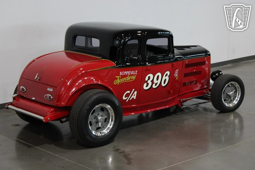 1932 Ford Model 18 & 40 - Image 10 of 12