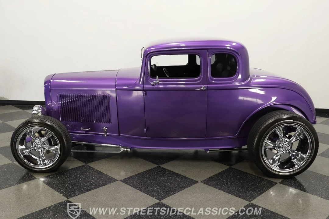 1932 Ford Model 18 & 40 - Image 2 of 12