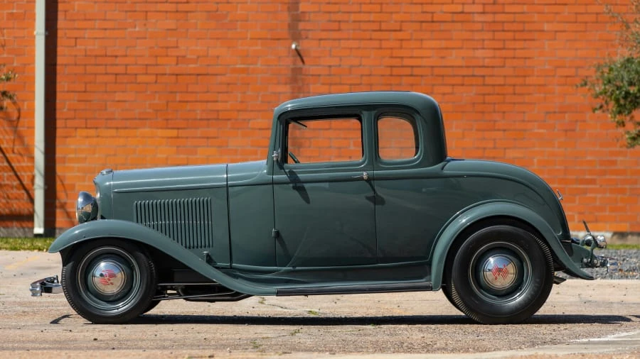 1932 Ford Model 18 & 40 - Image 2 of 18