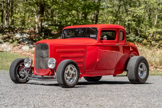 1932 Ford 5-Window Coupe