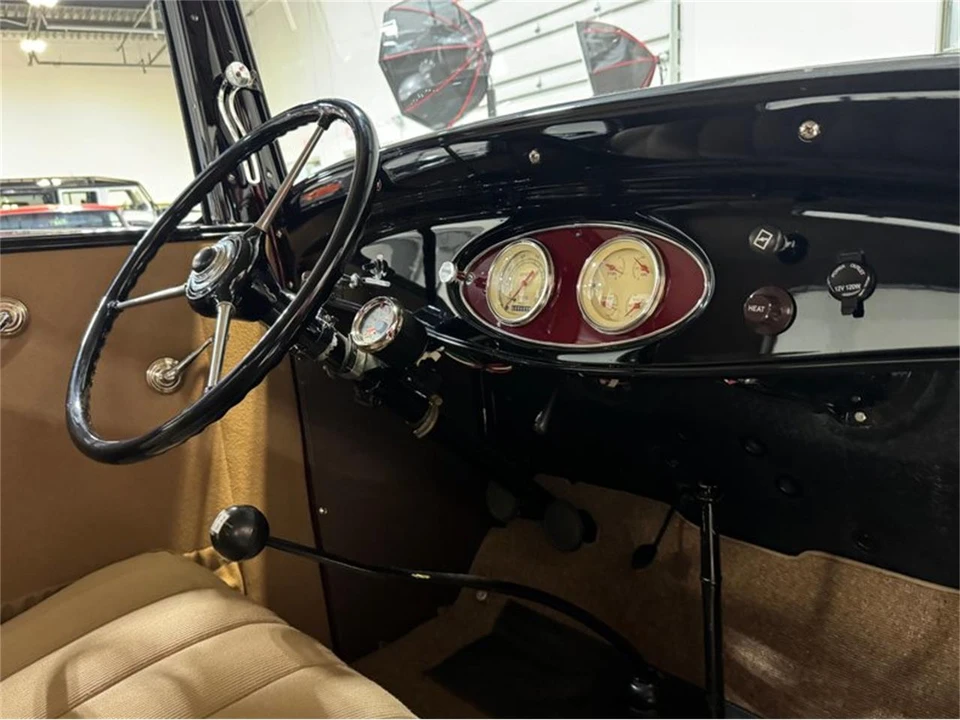 1932 Ford Model 18 & 40 - Image 14 of 26