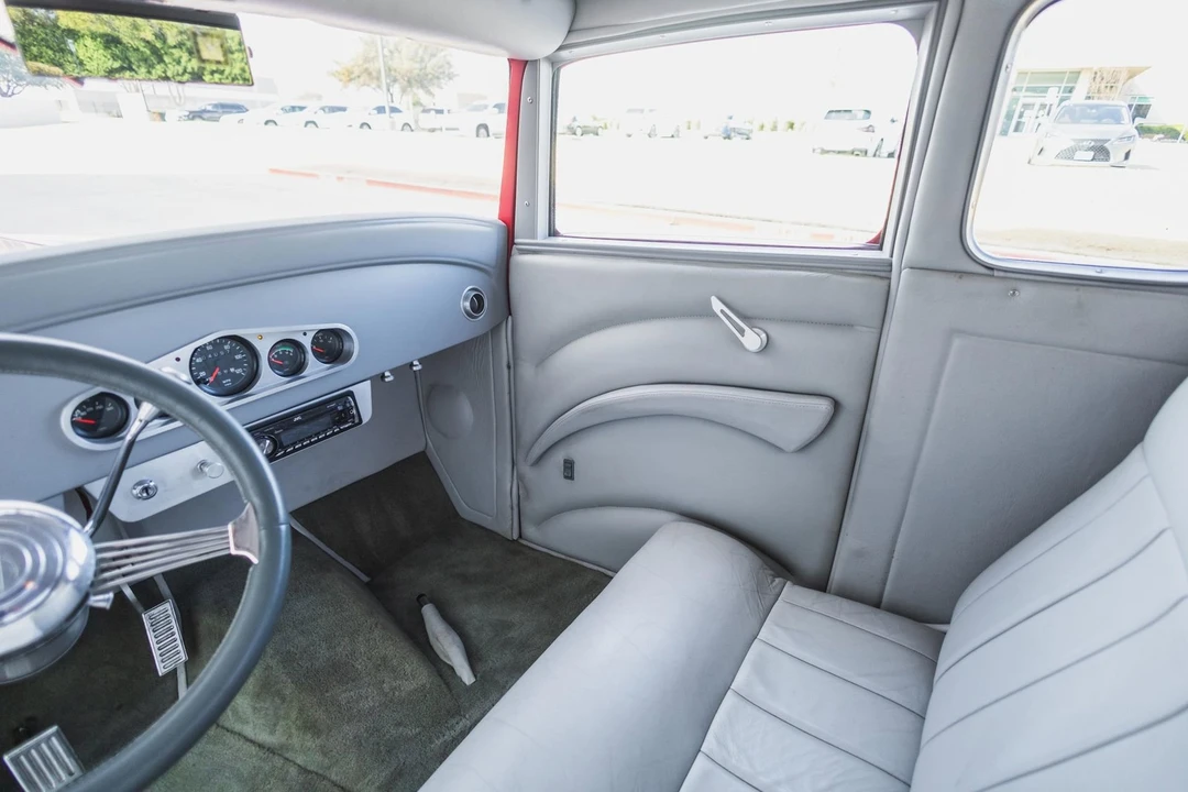 1932 Ford Model 18 & 40 - Image 26 of 31