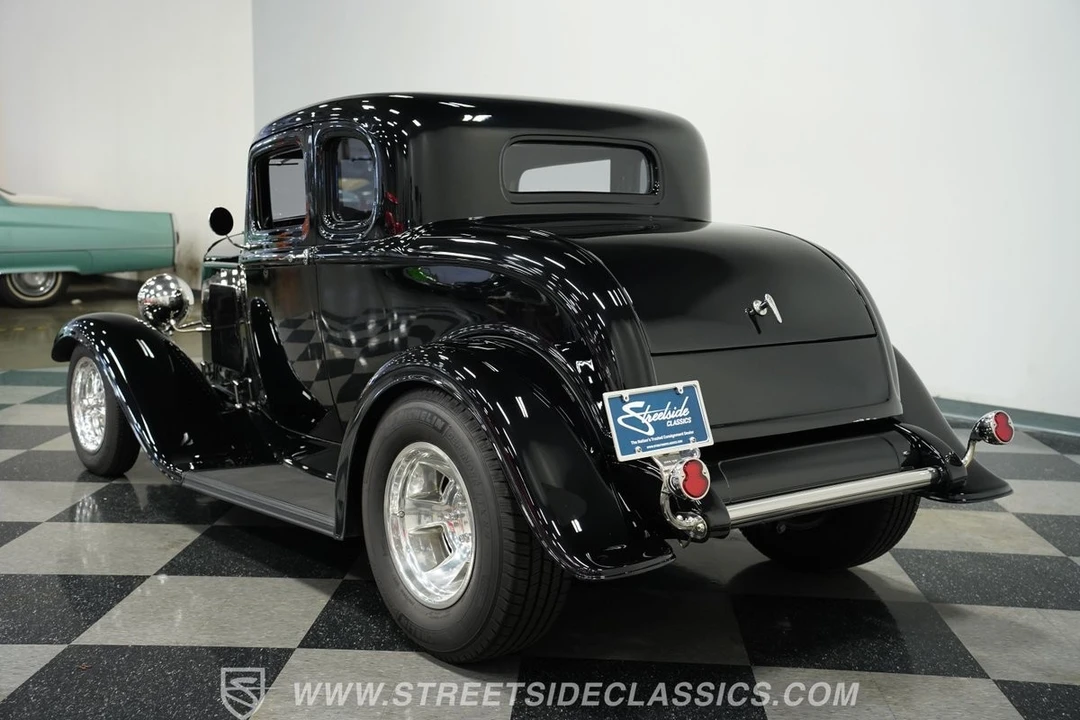1932 Ford Model 18 & 40 - Image 10 of 31