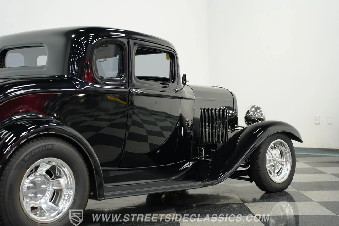 1932 Ford Model 18 & 40 - Image 28 of 31