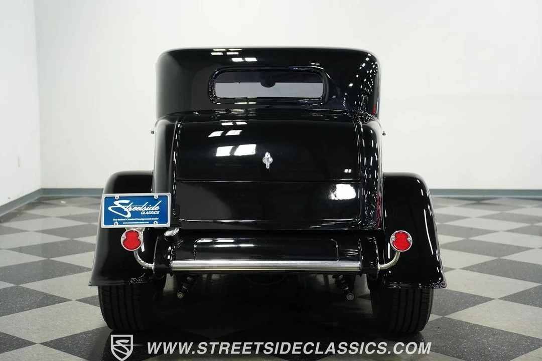 1932 Ford Model 18 & 40 - Image 11 of 12