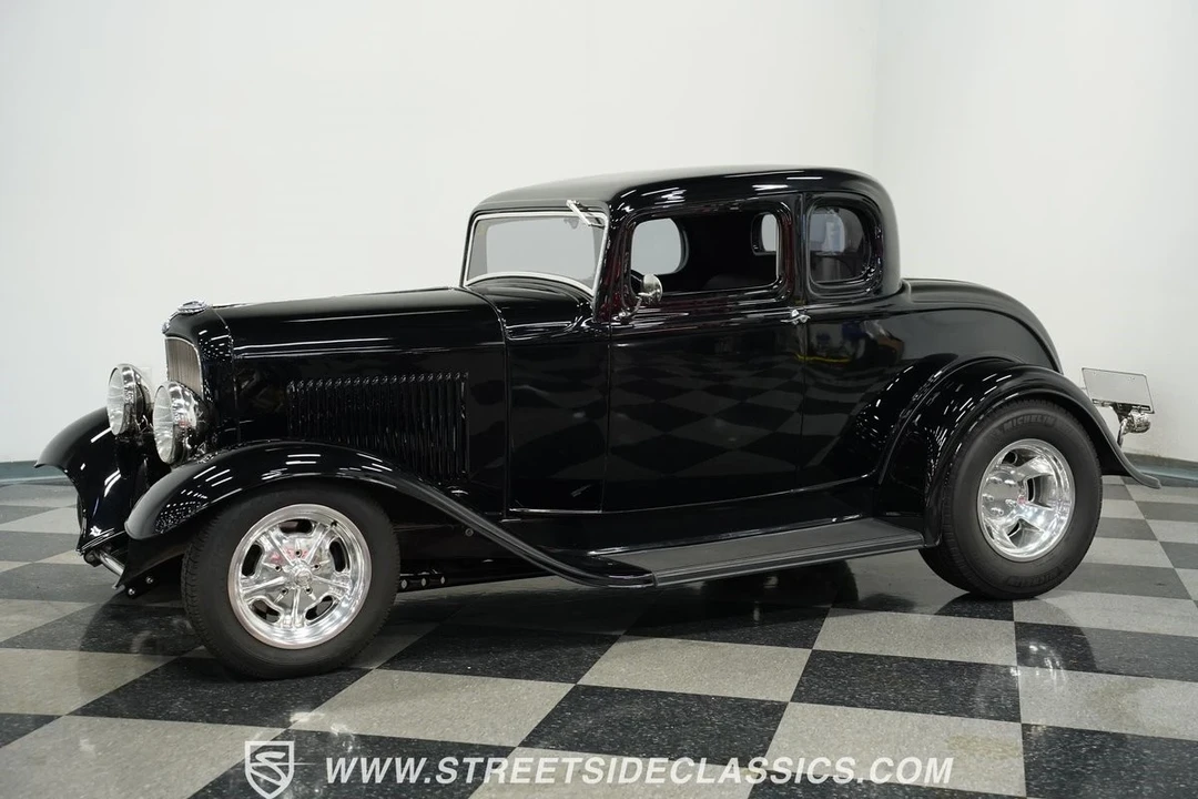1932 Ford Model 18 & 40 - Image 7 of 12