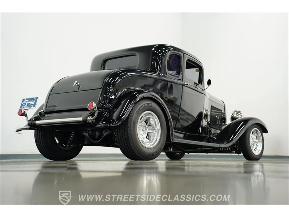 1932 Ford Model 18 & 40 - Image 24 of 31