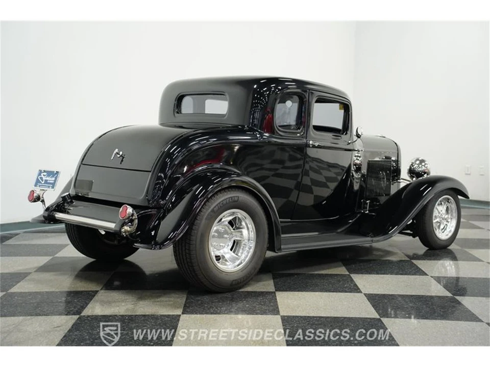 1932 Ford Model 18 & 40 - Image 10 of 31