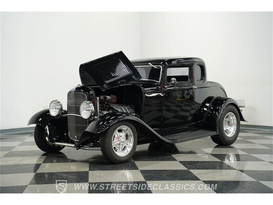 1932 Ford Model 18 & 40 - Image 28 of 31