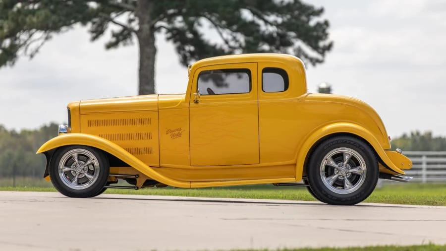 1932 Ford Model 18 & 40 - Image 2 of 31
