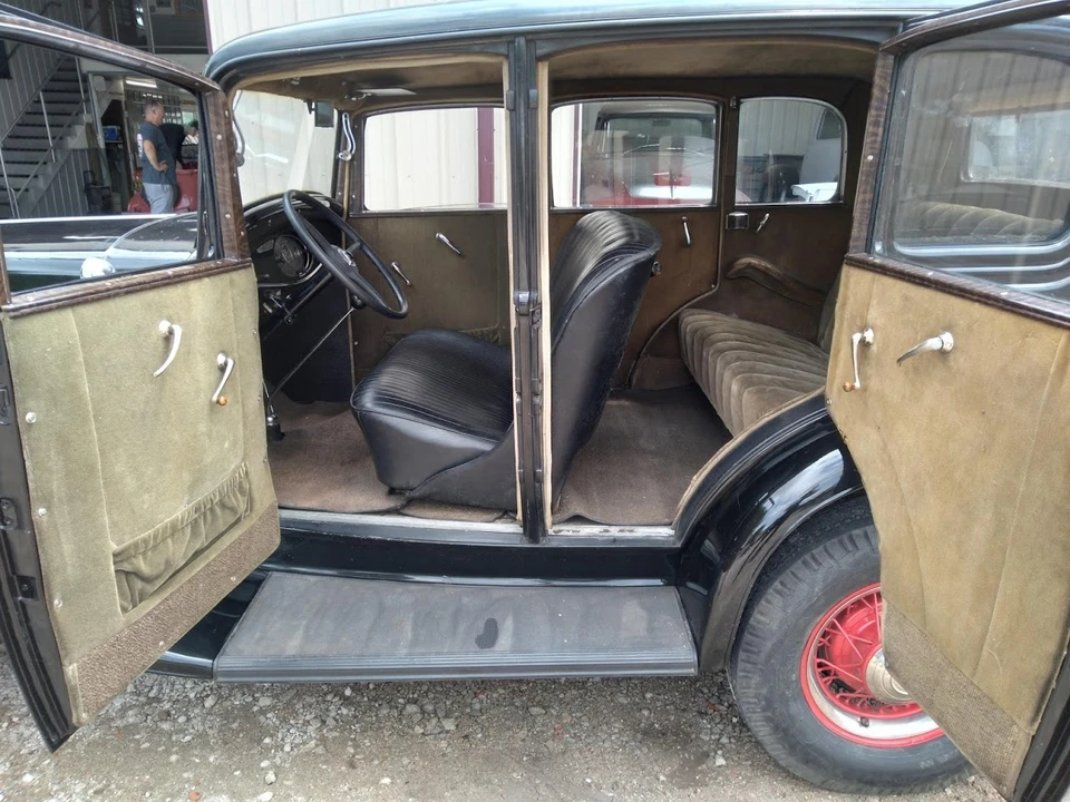 1932 Ford Model B - Image 9 of 17