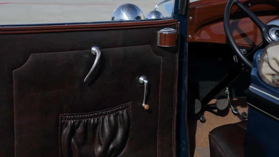 1932 Ford Model 18 & 40 - Image 11 of 23
