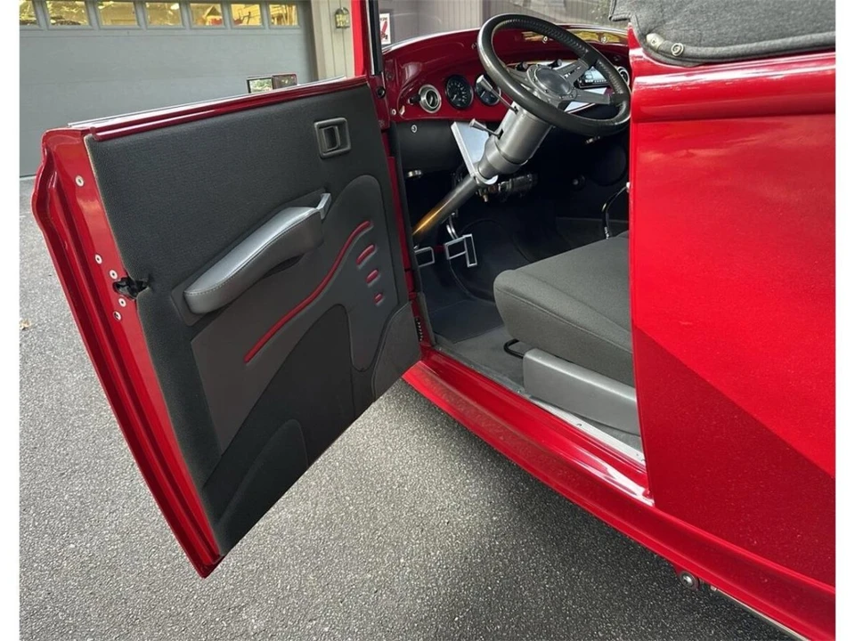 1932 Ford Model 18 & 40 - Image 25 of 31