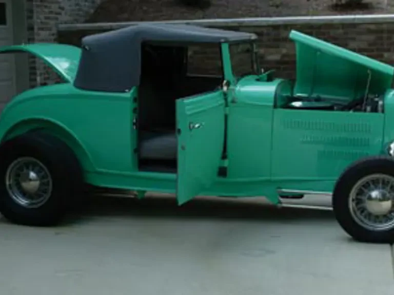 1932 Ford Thunderbird 1st Gen - Image 4 of 10