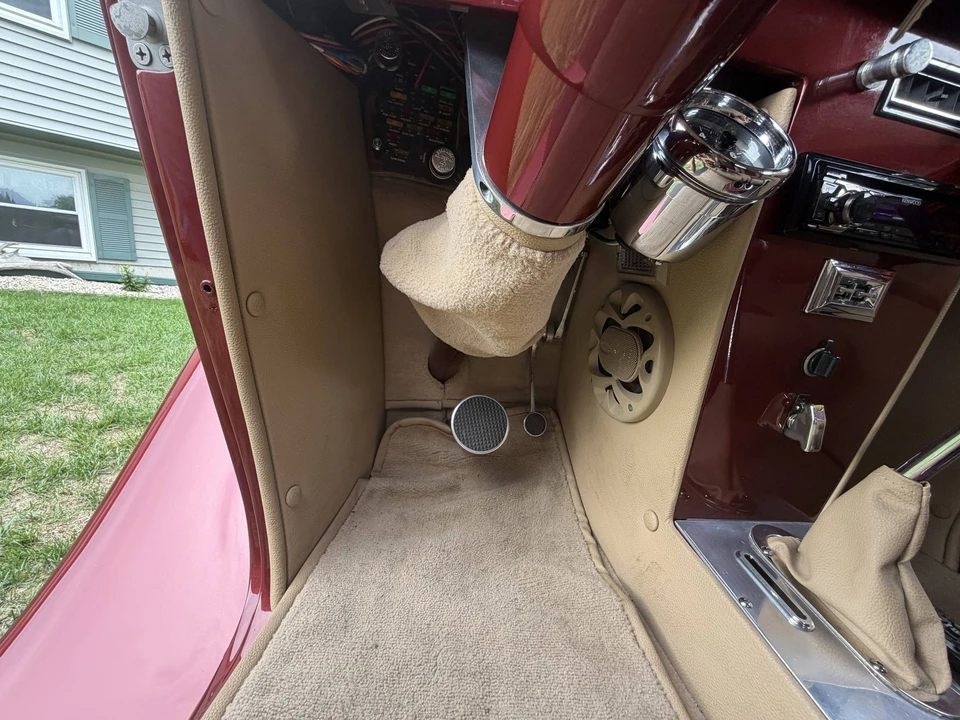 1932 Ford Model 18 & 40 - Image 30 of 31