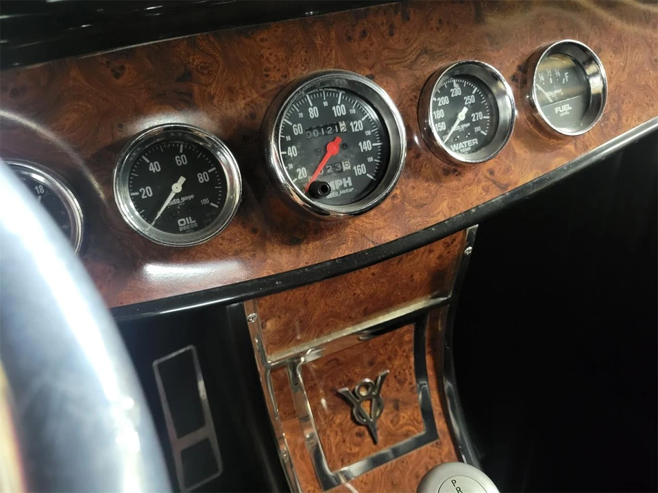 1932 Ford Model 18 & 40 - Image 14 of 23