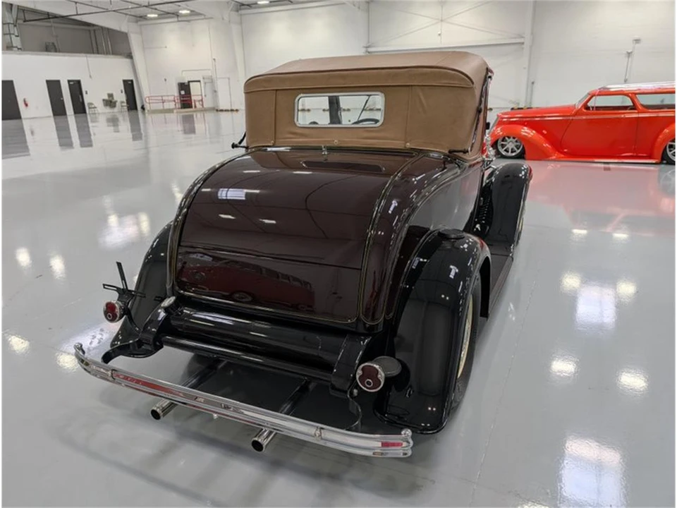 1932 Ford Model 18 & 40 - Image 4 of 17