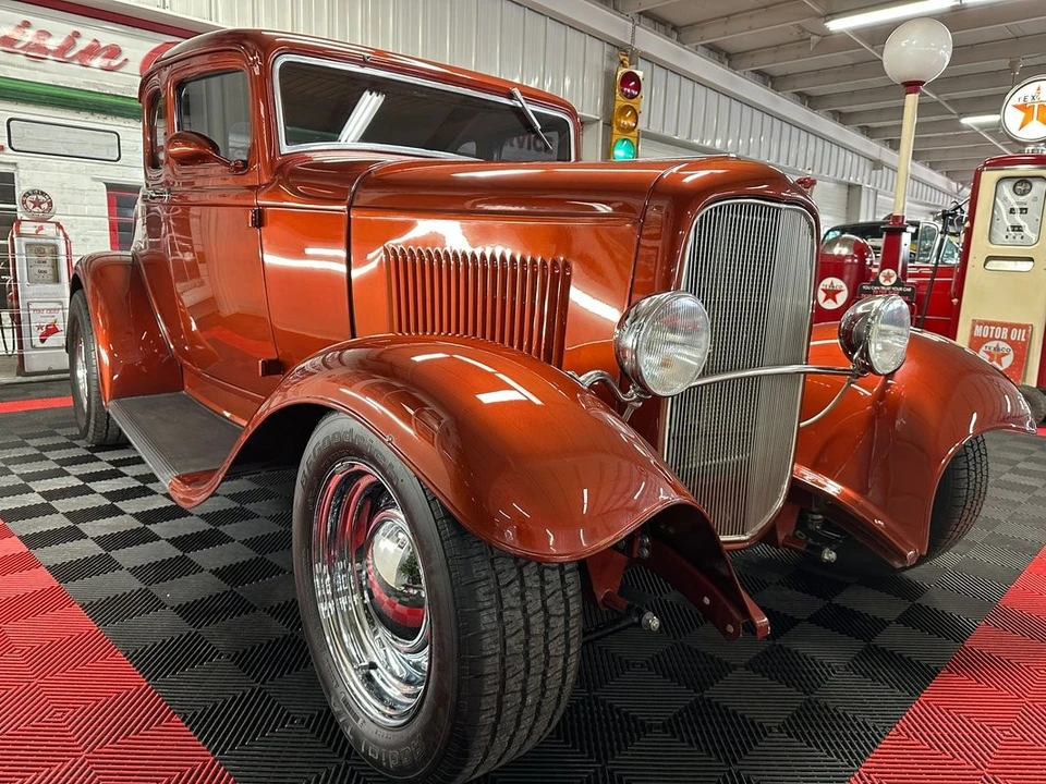 1932 Ford Model 18 & 40 - Image 3 of 12