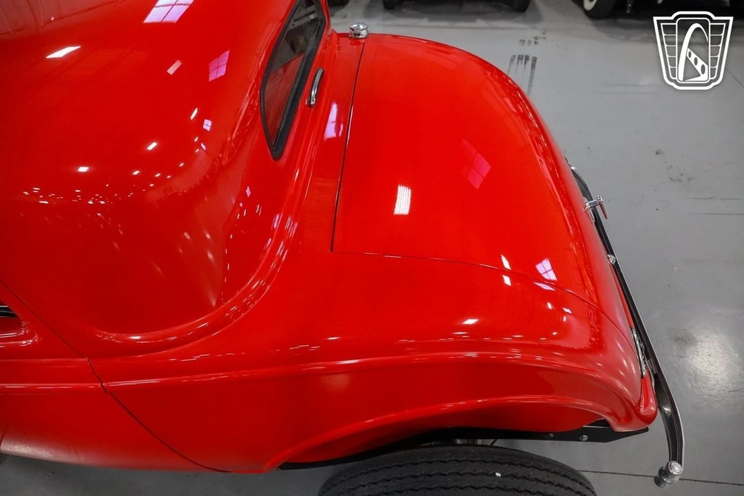 1932 Ford Model 18 & 40 - Image 17 of 21