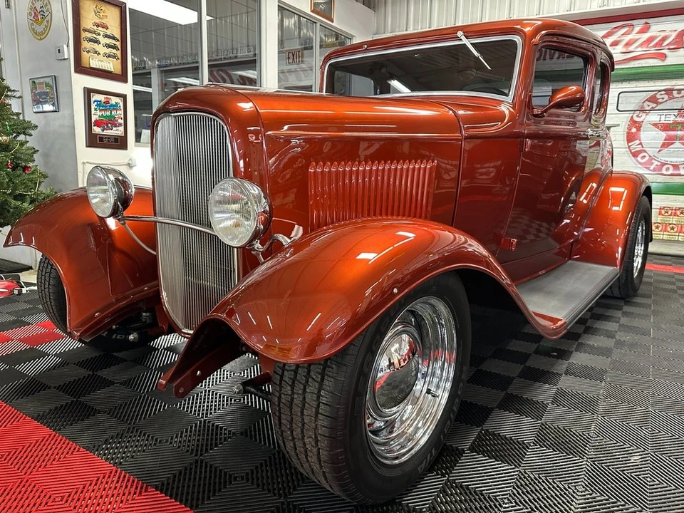 1932 Ford Model 18 & 40 - Image 11 of 12