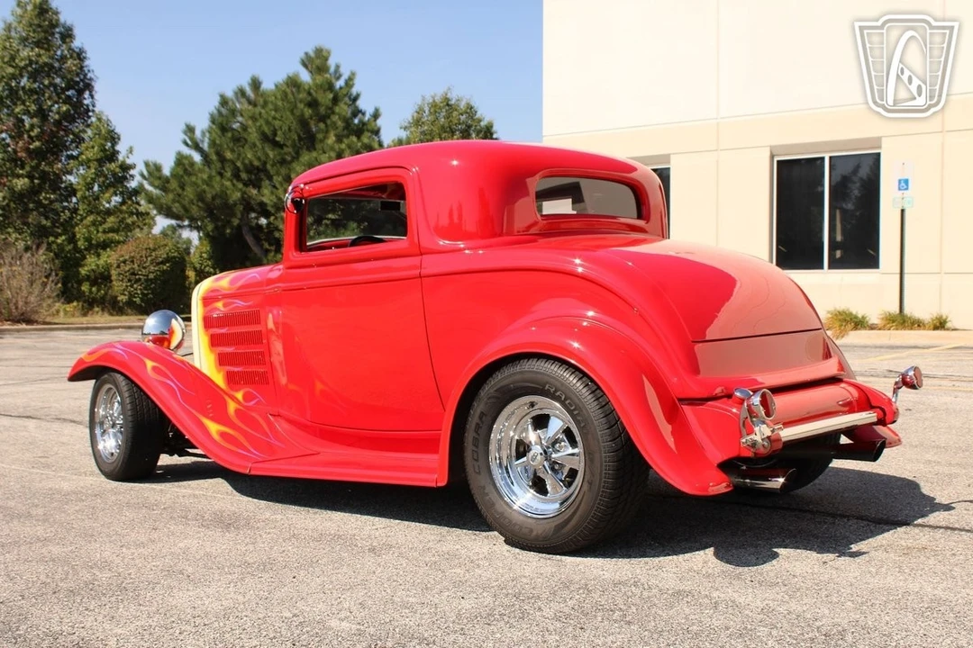 1932 Ford Model 18 & 40 - Image 9 of 12