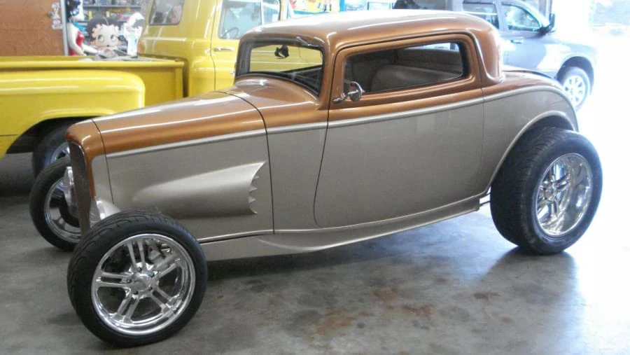 1932 Ford Model 18 & 40 - Image 3 of 25