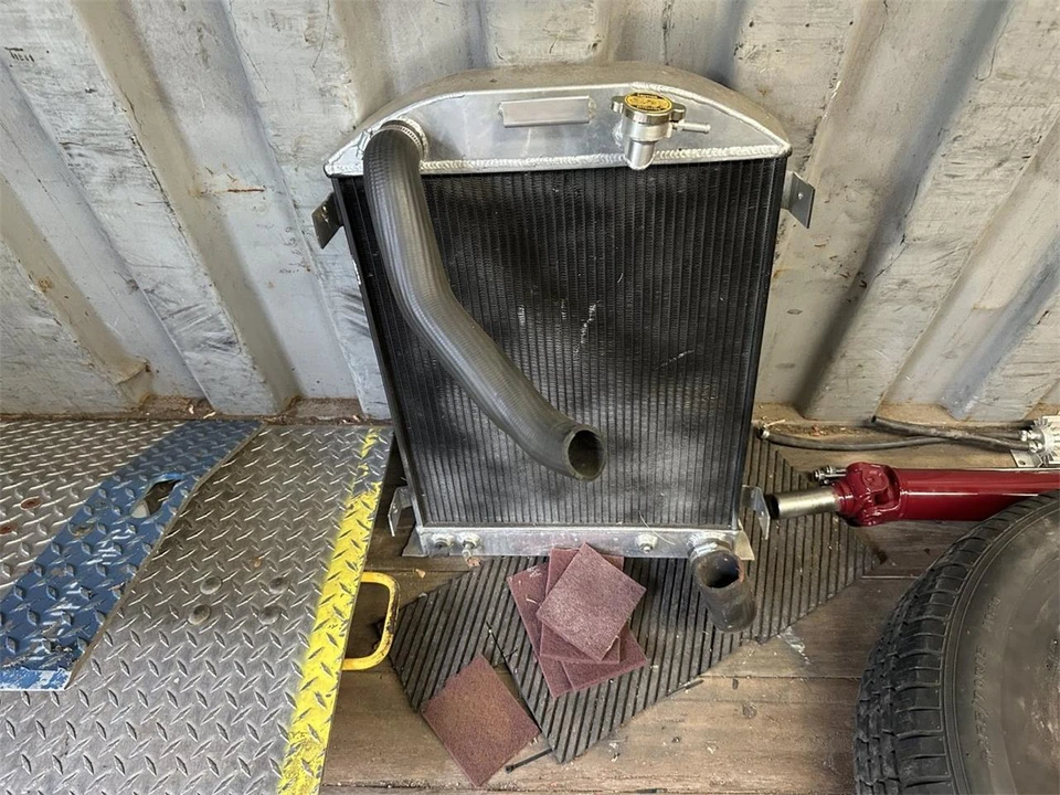 1932 Ford Model 18 & 40 - Image 15 of 19