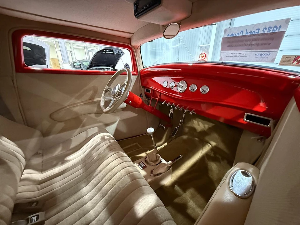 1932 Ford Model 18 & 40 - Image 11 of 23