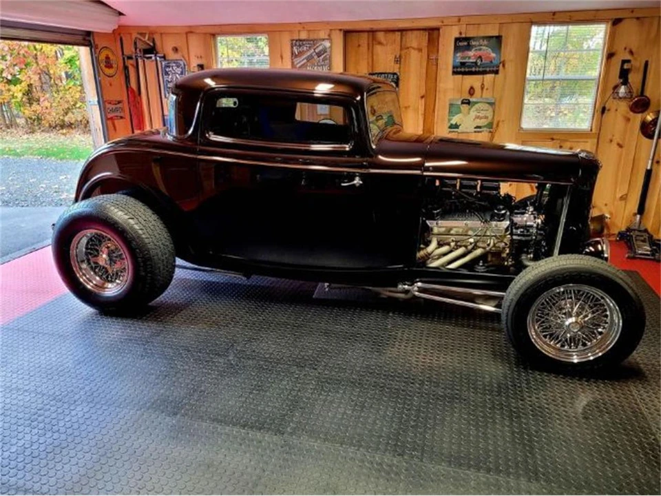 1932 Ford Model 18 & 40 - Image 2 of 21