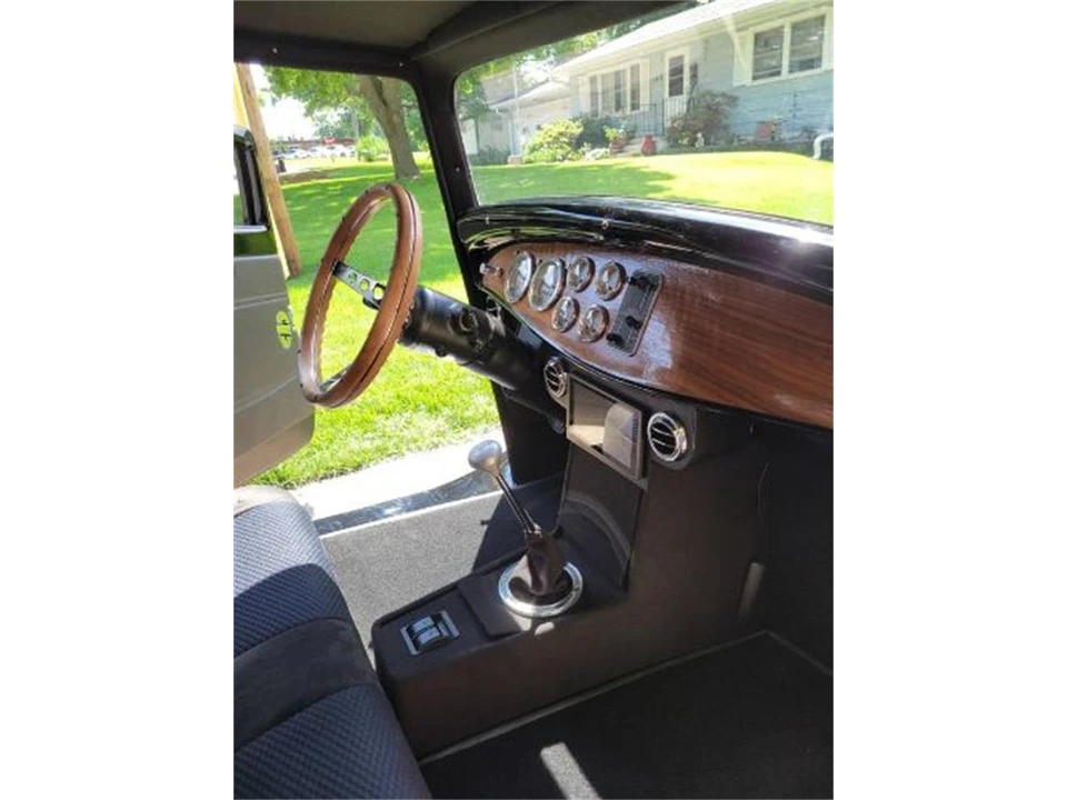 1932 Ford Model 18 & 40 - Image 17 of 23