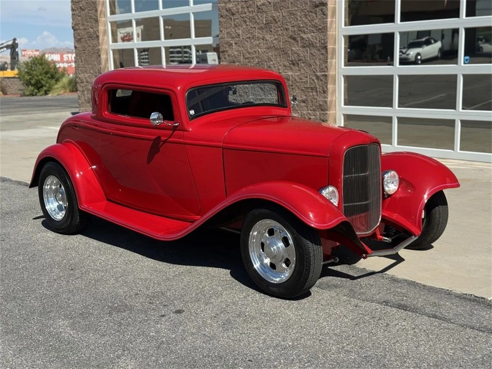 1932 Ford Model 18 & 40 - Image 2 of 31