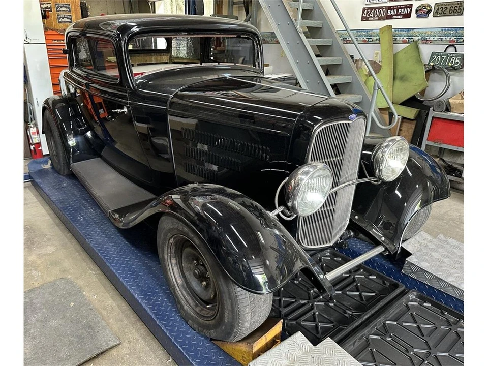 1932 Ford Model 18 & 40 - Image 2 of 31