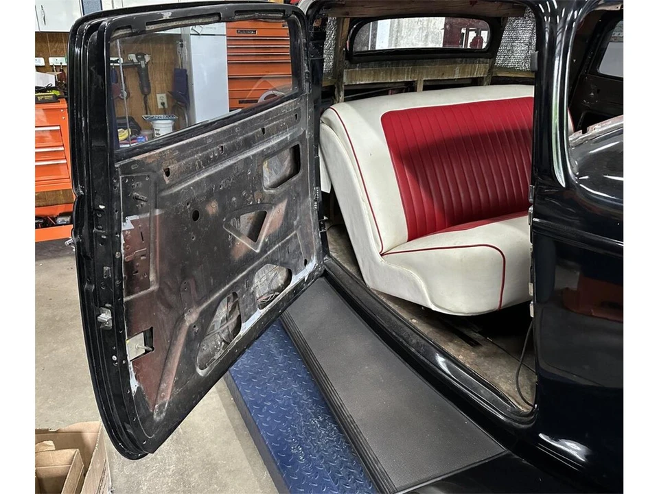 1932 Ford Model 18 & 40 - Image 15 of 31