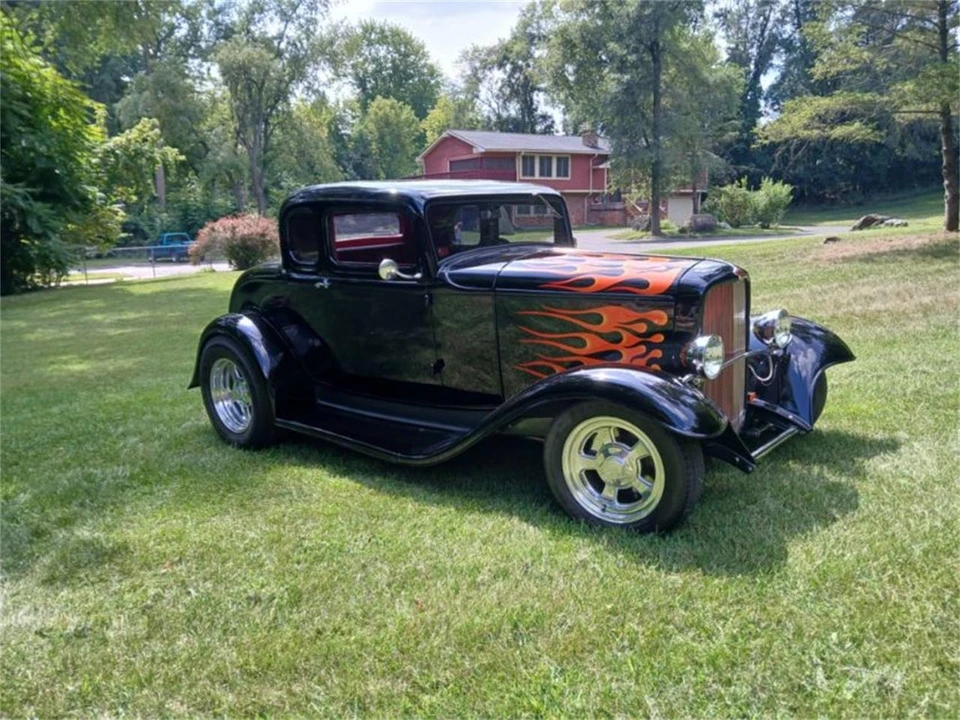 1932 Ford Model 18 & 40 - Image 3 of 11
