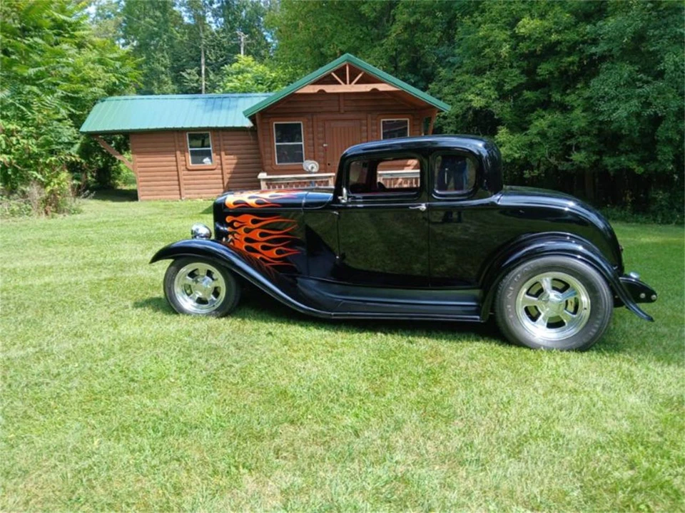 1932 Ford Model 18 & 40 - Image 7 of 11