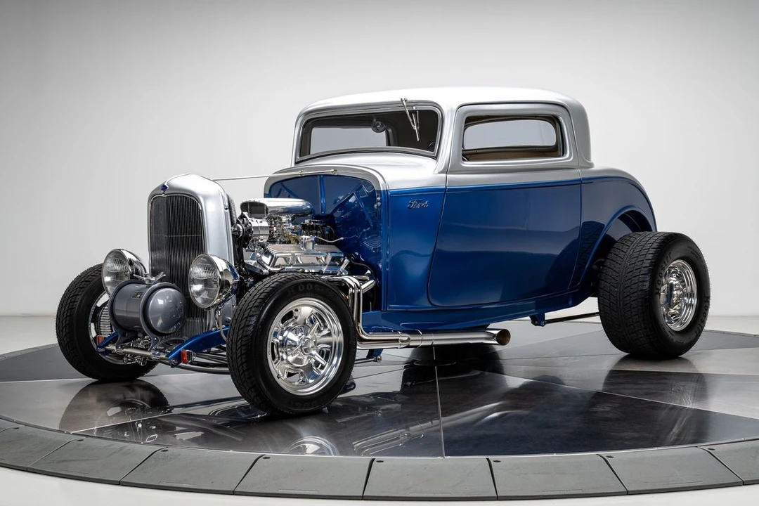 1932 Ford Model 18 & 40 - Image 2 of 10