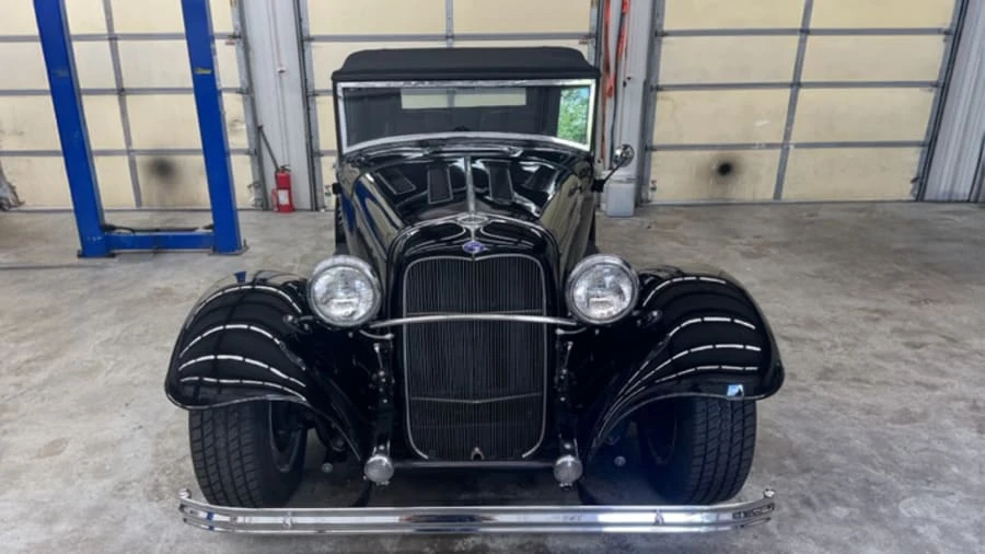 1932 Ford Model 18 & 40 - Image 2 of 6