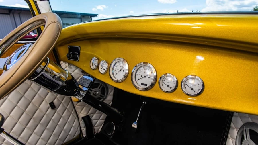 1932 Ford Model 18 & 40 - Image 10 of 12