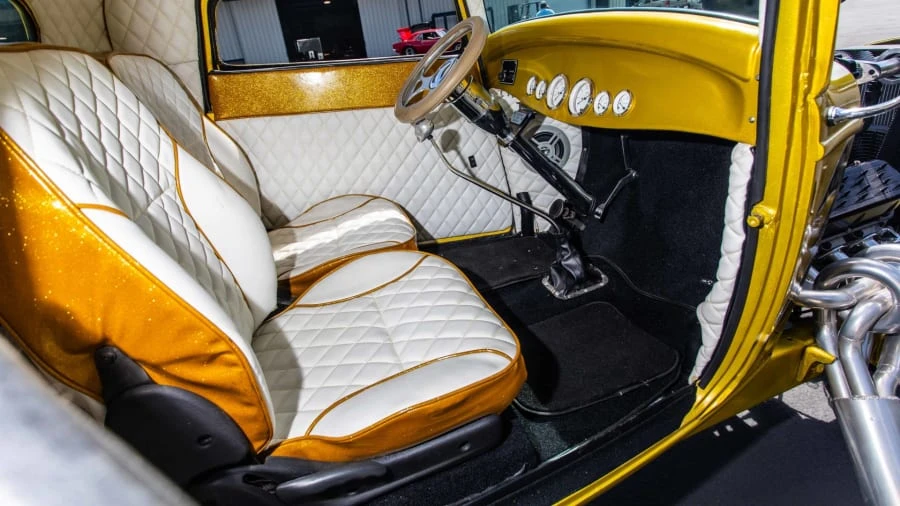 1932 Ford Model 18 & 40 - Image 9 of 12