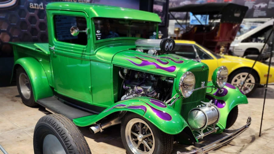 1932 Ford Model 18 & 40 - Image 6 of 17