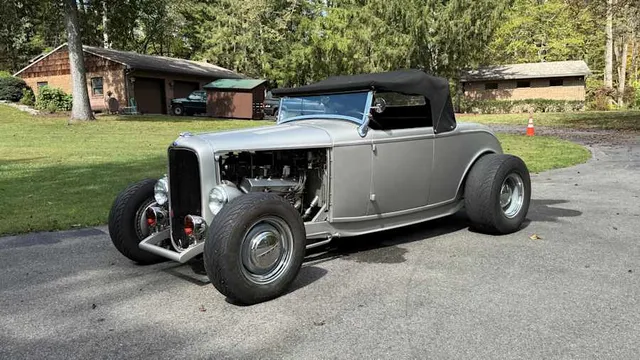 1932 Ford Custom Roadster