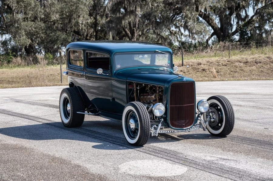 1932 Ford Model 18 & 40 - Image 6 of 15