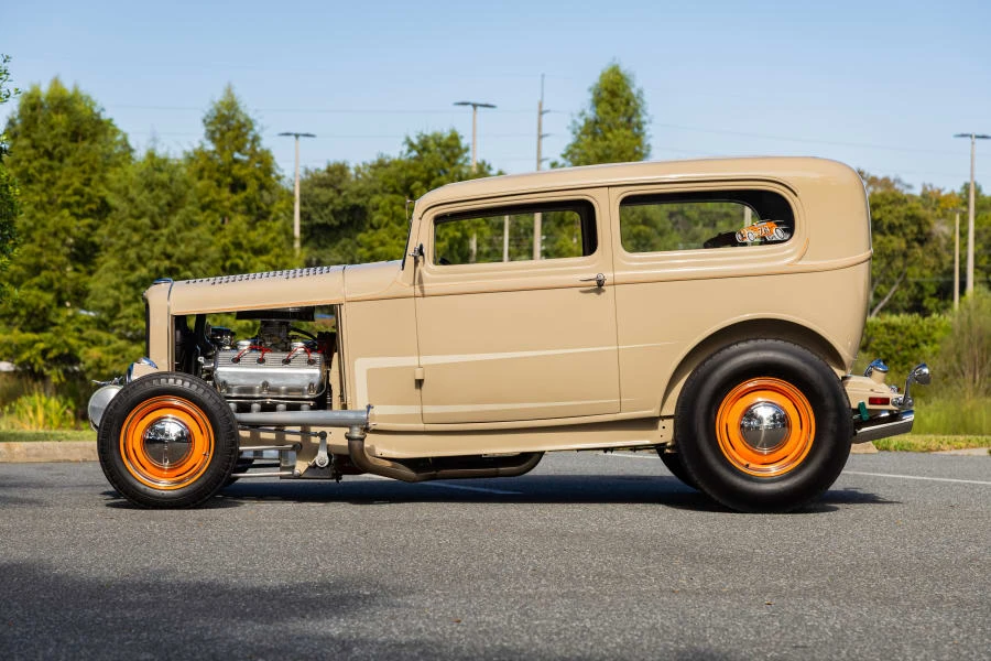 1932 Ford Model 18 & 40 - Image 2 of 31