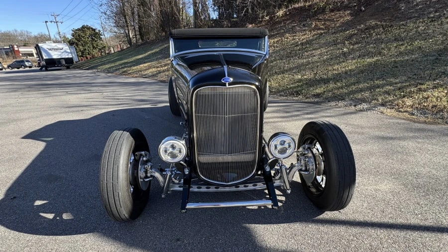1932 Ford Model 18 & 40 - Image 4 of 31