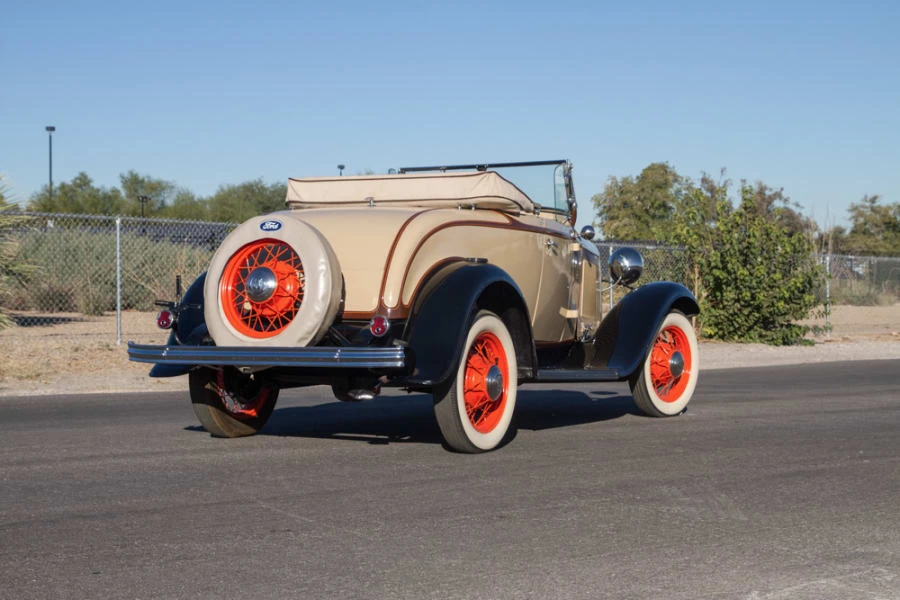 1932 Ford Model 18 & 40 - Image 3 of 11