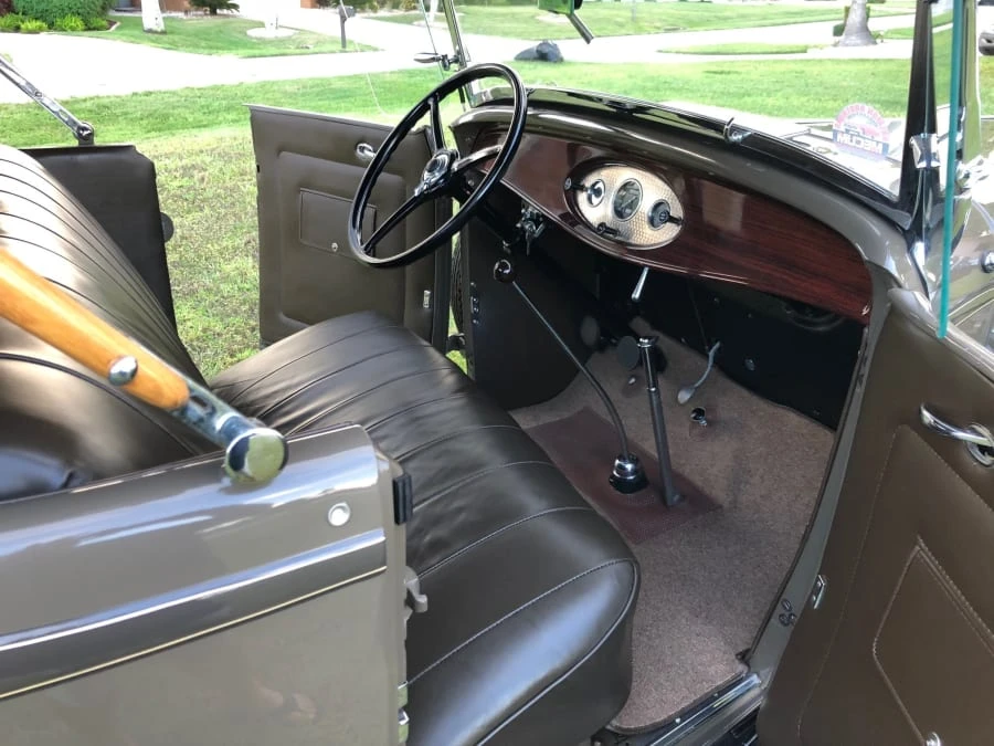 1932 Ford Model 18 & 40 - Image 6 of 12