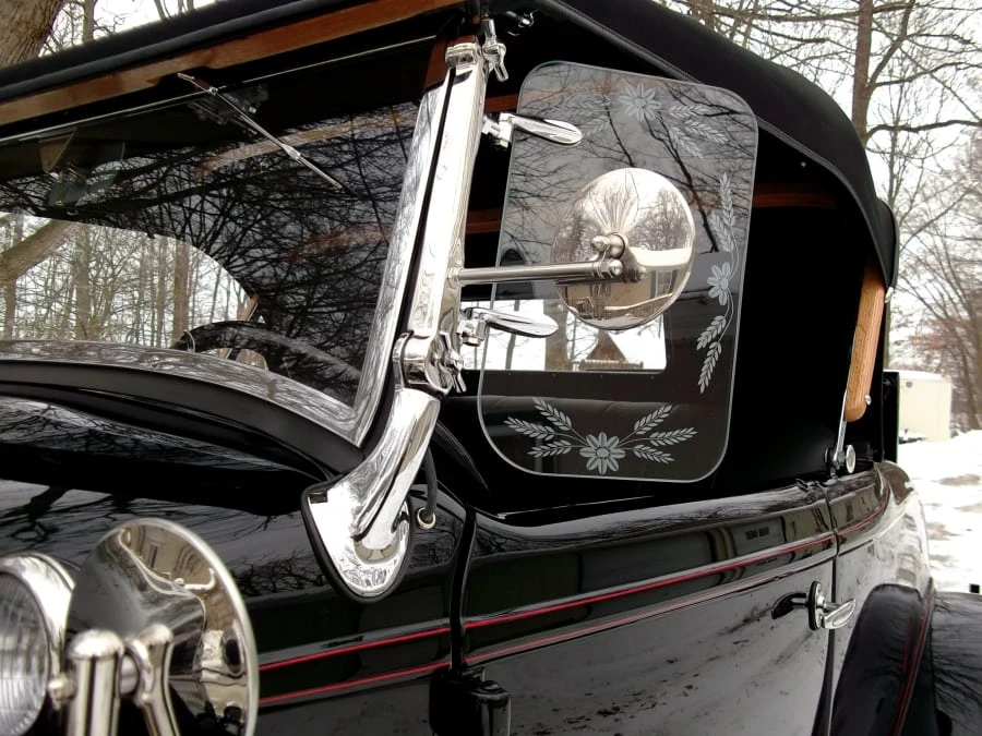 1932 Ford Model 18 & 40 - Image 9 of 11
