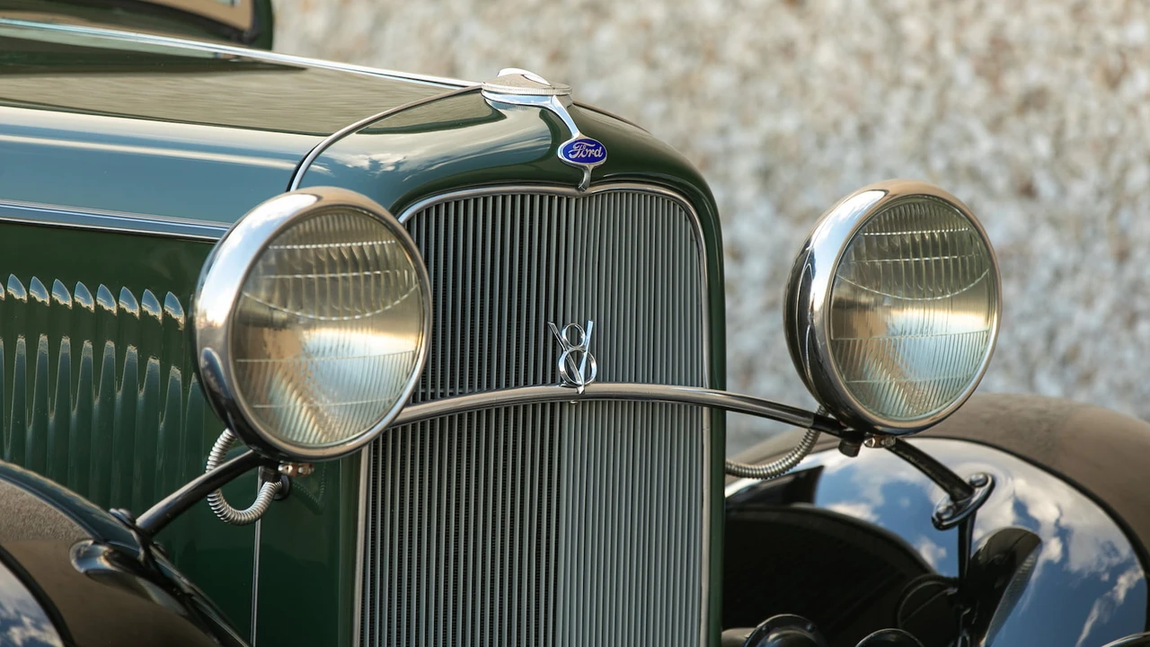 1932 Ford Model 18 & 40 - Image 13 of 19